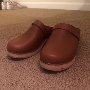 Maguba Swedish Clogs